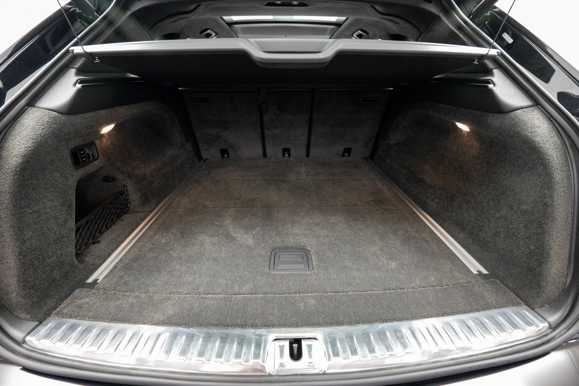 Certified 2022 Bentley Bentayga AWD/4WD image 42
