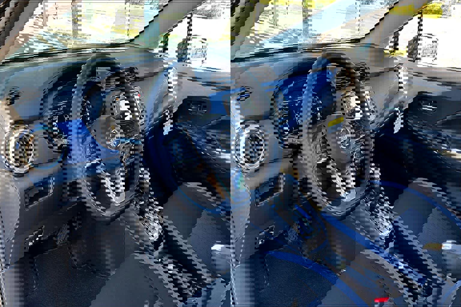 New 2025 Nissan Versa SV w/ Trunk Package image 8