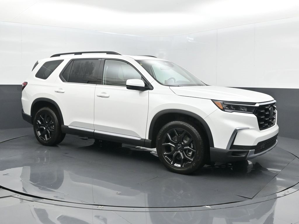 New 2025 Honda Pilot Touring image 28