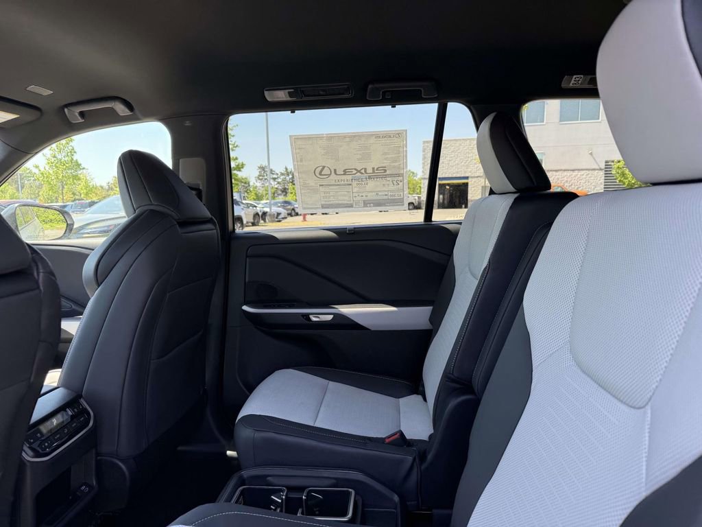 New 2026 Lexus TX 500h AWD image 13