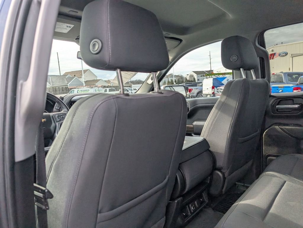 Used 2022 Chevrolet Silverado 1500 LT image 42