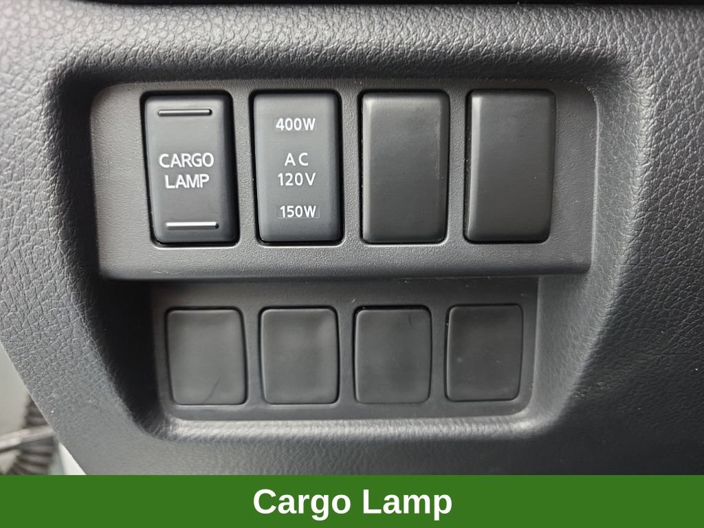 Used 2021 Nissan Titan SV w/ SV Convenience Package AWD/4WD image 21