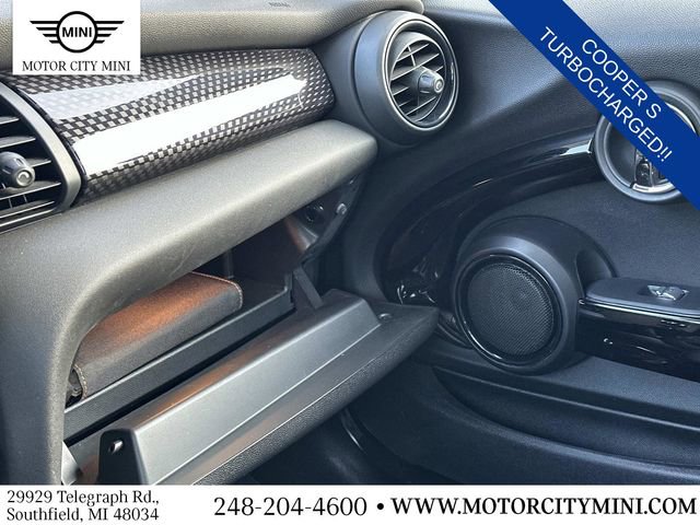 Used 2017 MINI Cooper S image 34