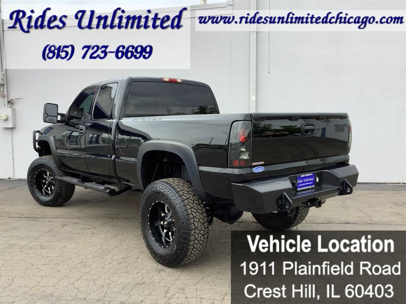 Used 2001 Chevrolet Silverado 2500 LS AWD/4WD image 2
