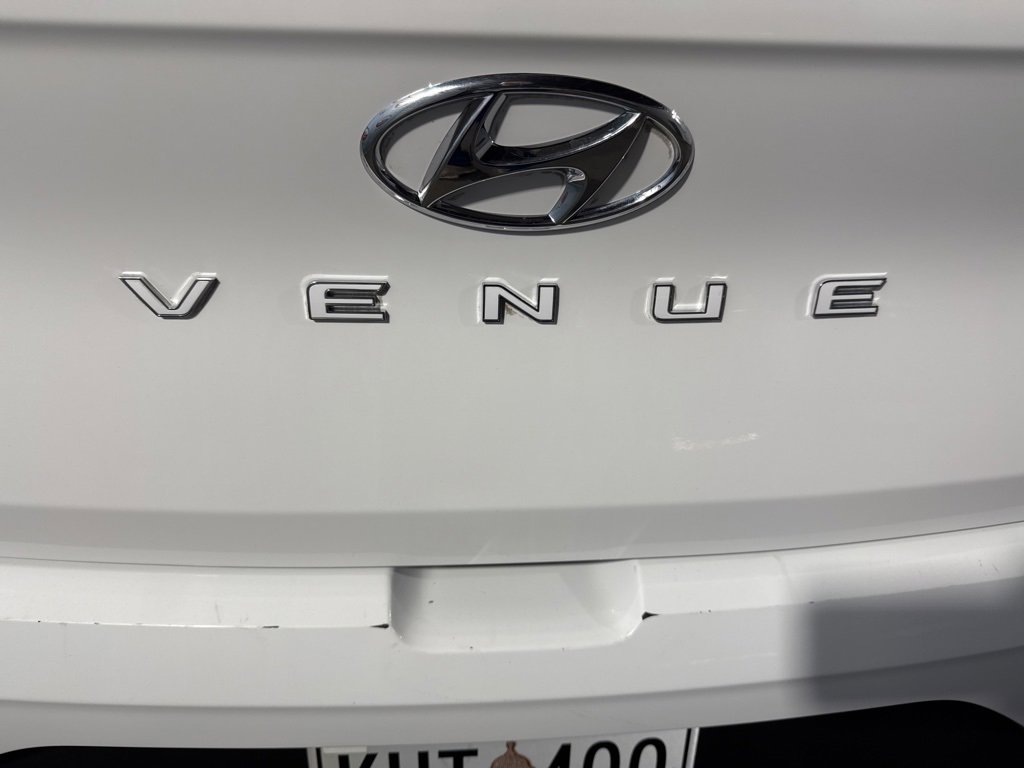 Used 2024 Hyundai Venue SE image 20