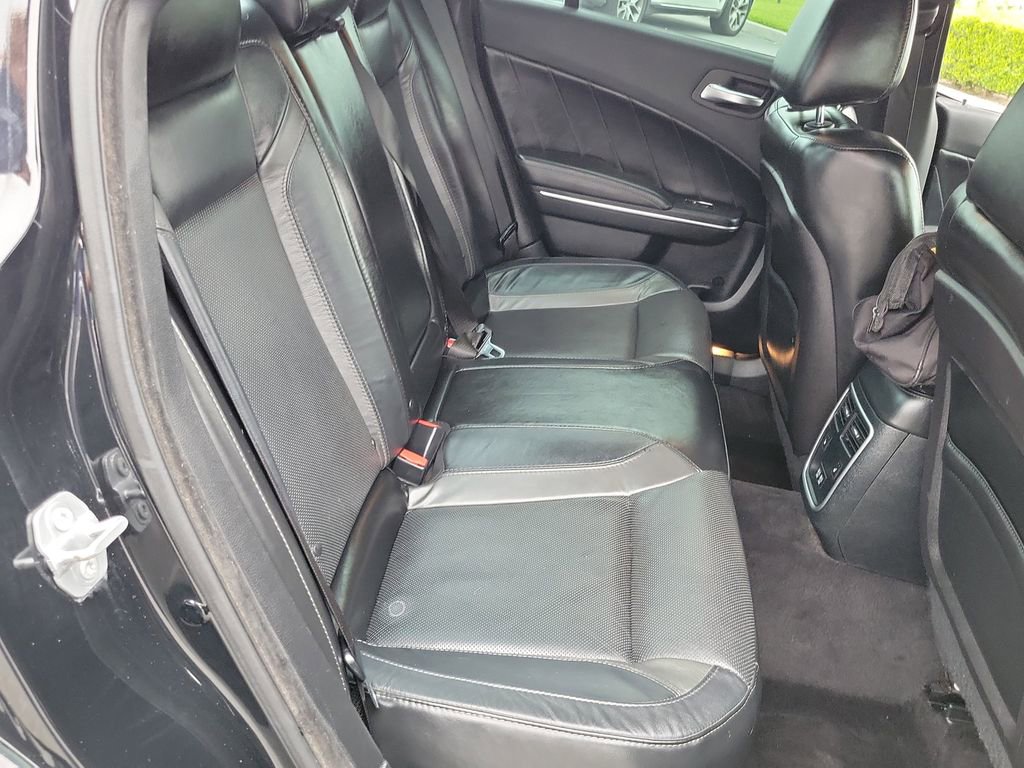 Used 2017 Dodge Charger R/T w/ Plus Group image 16