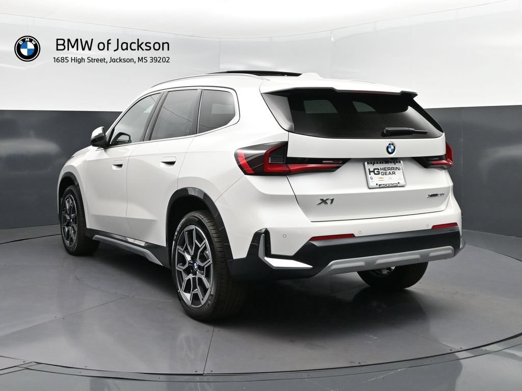 New 2026 BMW X1 xDrive28i w/ Technology Package AWD/4WD image 5