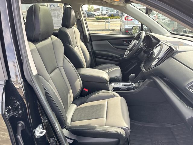 Used 2024 Subaru Ascent Onyx Edition image 11