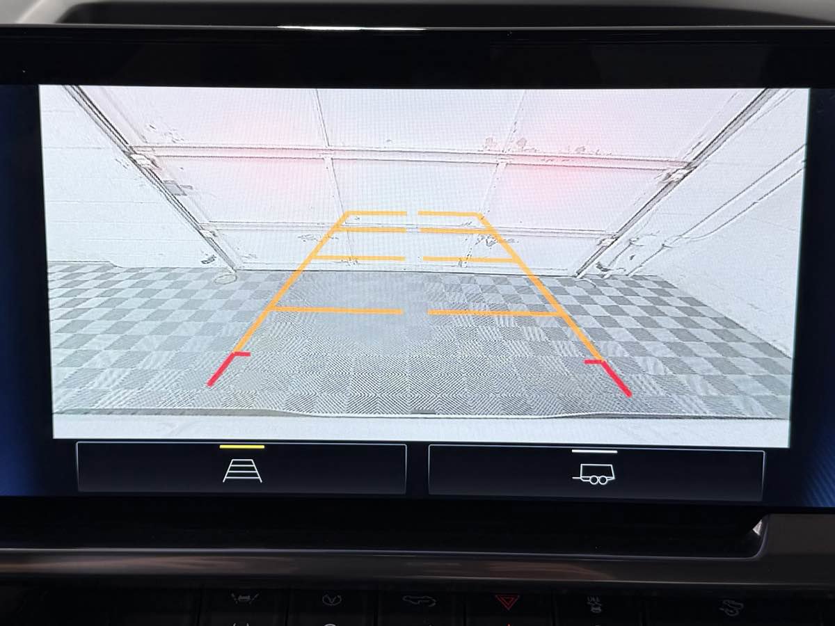 Used 2024 Chevrolet Silverado 1500 RST w/ Z71 Off-Road Package image 24