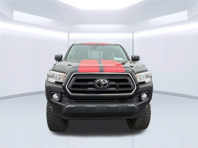 Used 2021 Toyota Tacoma SR5 w/ SR5 Appearance Package (SM) AWD/4WD image 9