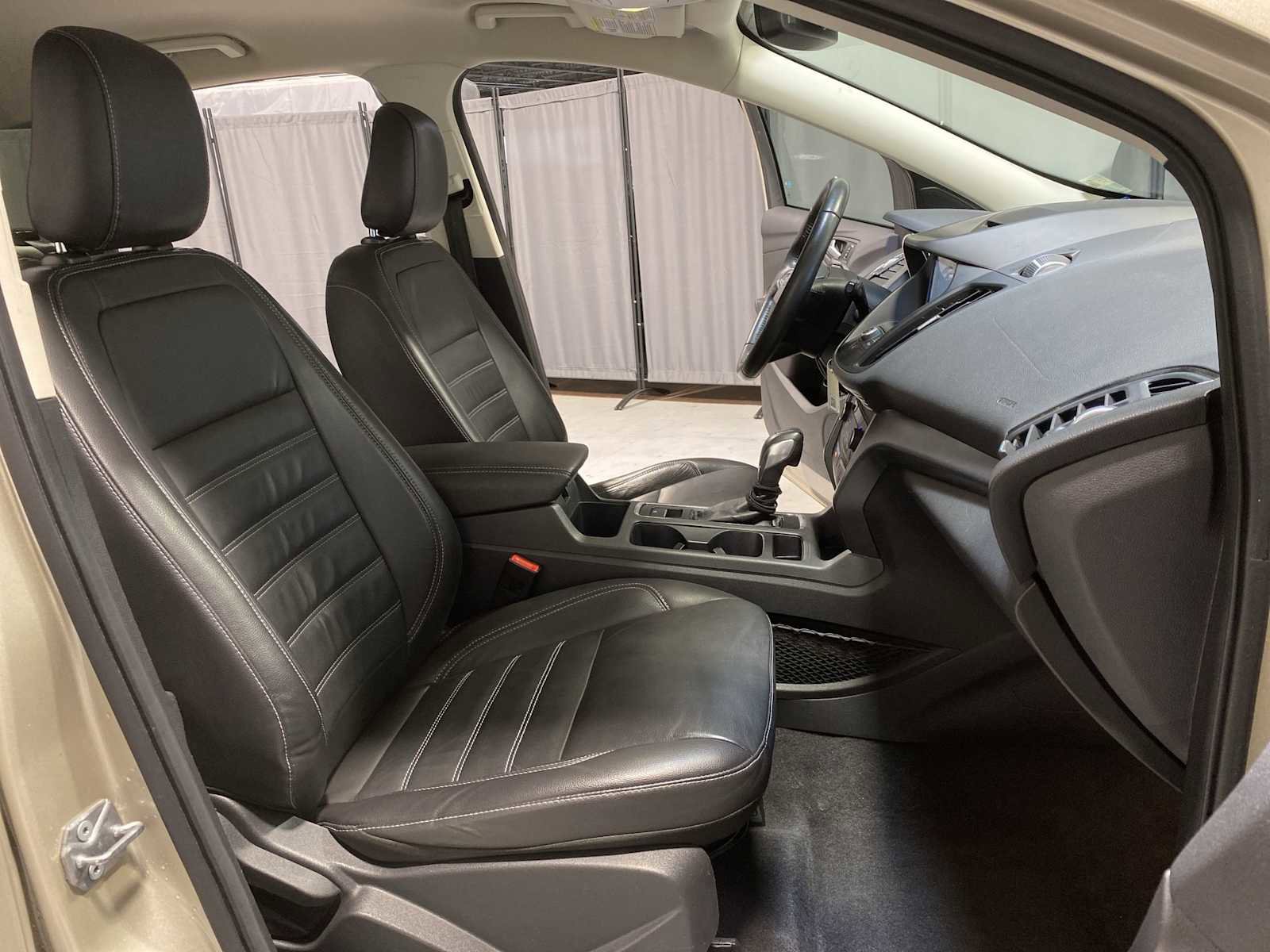 Used 2018 Ford Escape SEL w/ Ford Safe & Smart Package image 14