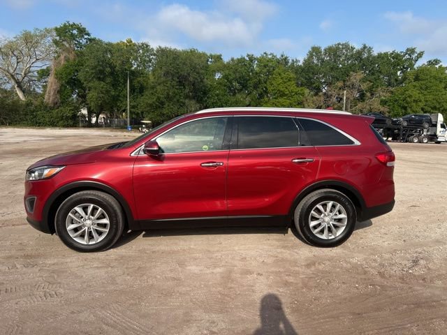 Used 2017 Kia Sorento LX w/ LX Convenience Package image 16