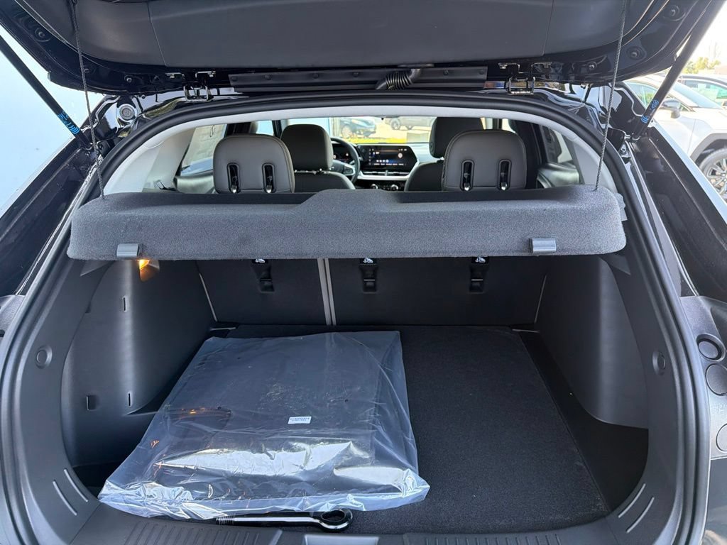 New 2026 Chevrolet Trax ACTIV w/ Driver Confidence Package FWD image 9
