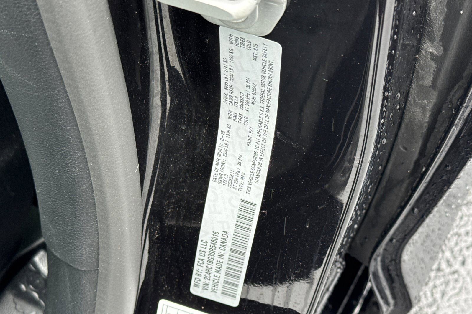 Used 2025 Chrysler Pacifica Select image 35