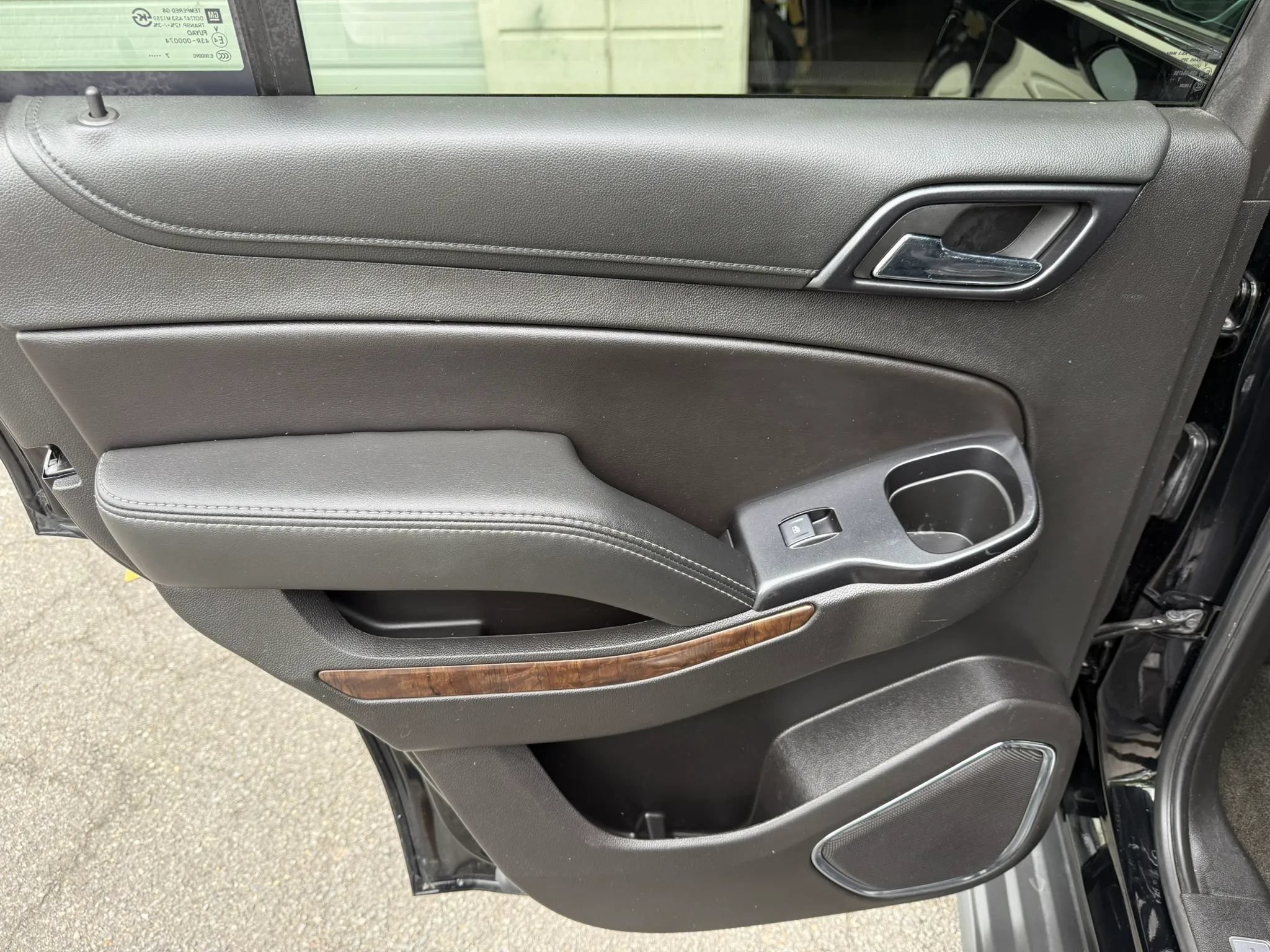 Used 2018 Chevrolet Tahoe LT AWD/4WD image 26
