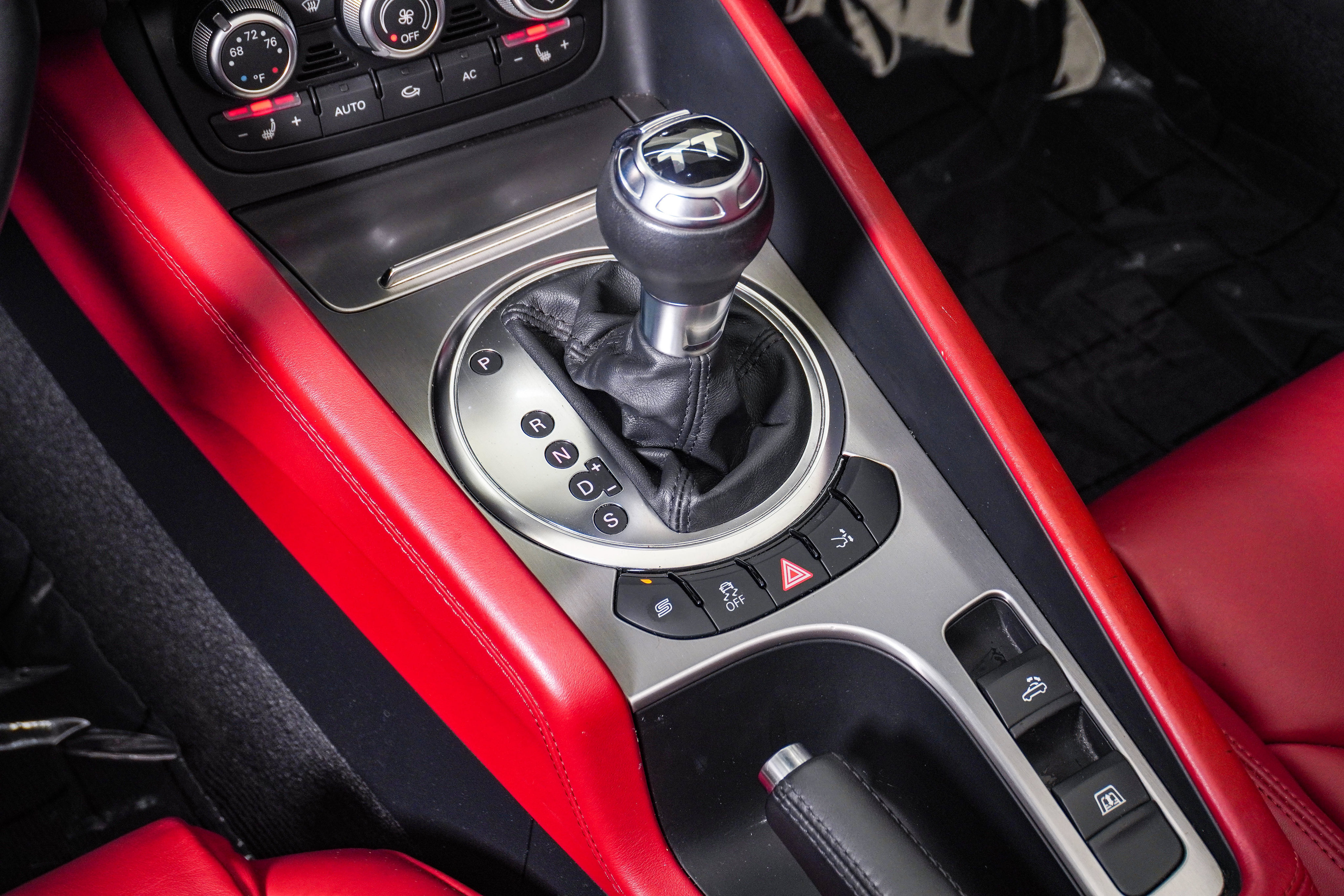Used 2011 Audi TT 2.0T Prestige w/ Prestige Pkg AWD/4WD image 27