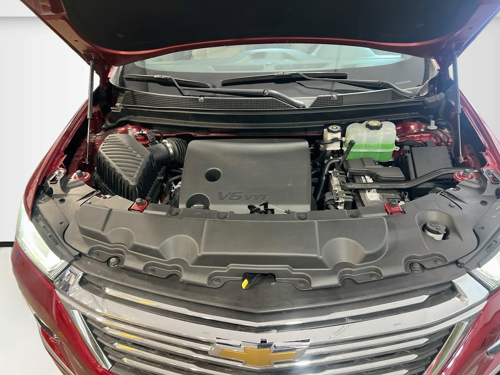 Used 2022 Chevrolet Traverse Premier AWD/4WD image 33