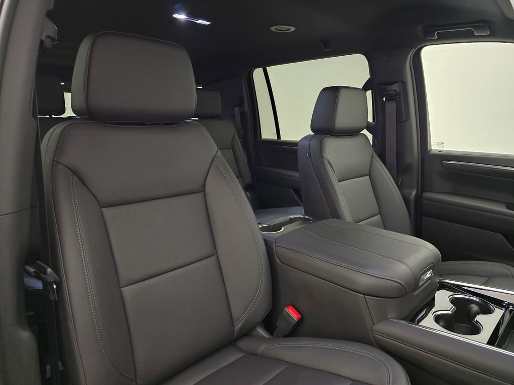 New 2026 Chevrolet Suburban LT w/ Comfort Package image 60