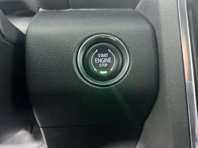 Used 2026 GMC Acadia Elevation w/ Black Edition FWD image 17