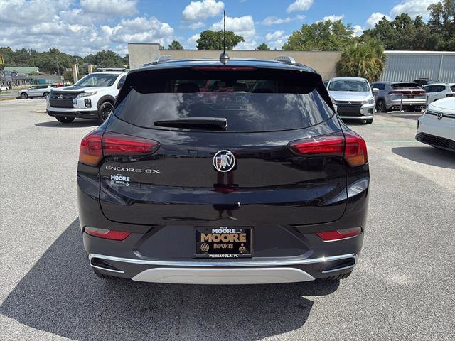 Used 2023 Buick Encore GX Essence w/ Experience Buick Package image 5
