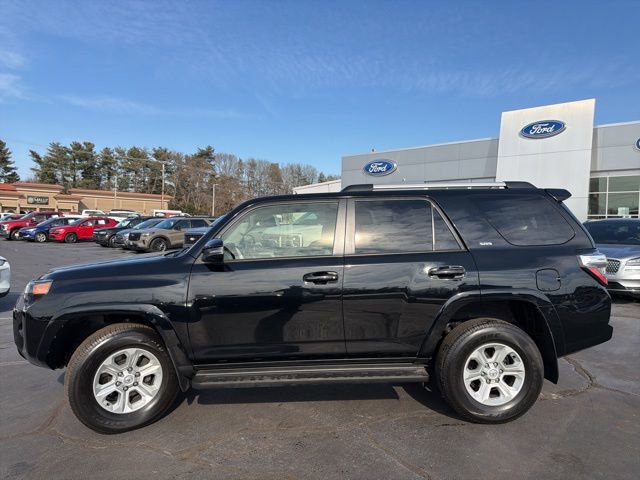 Used 2024 Toyota 4Runner SR5 Premium image 3