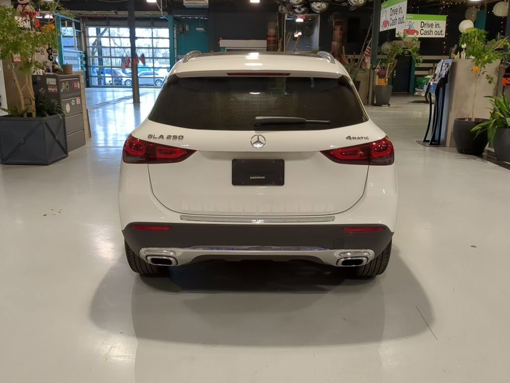 Used 2021 Mercedes-Benz GLA 250 4MATIC image 7