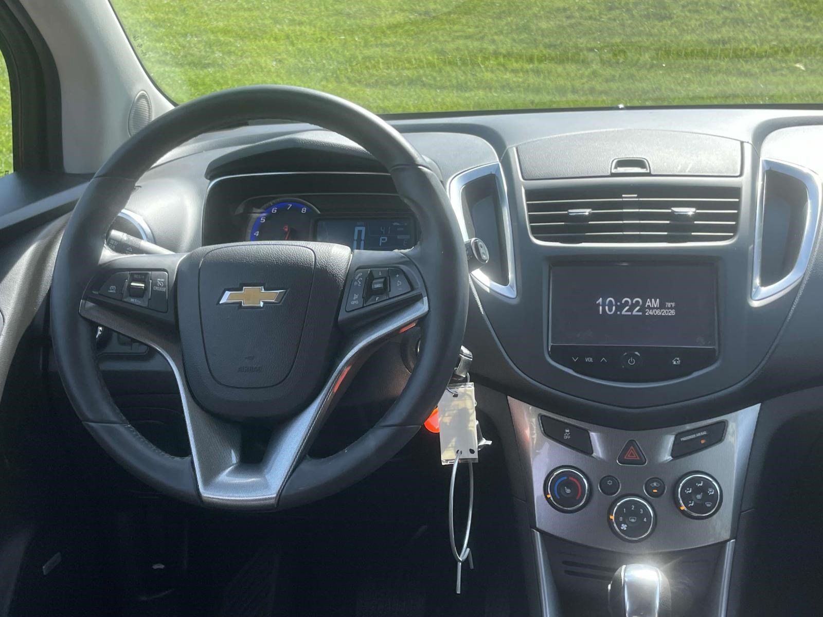 Used 2015 Chevrolet Trax LTZ FWD image 12