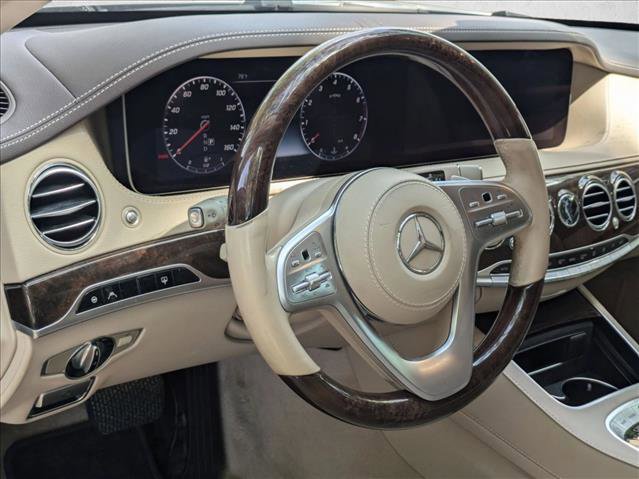 Used 2018 Mercedes-Benz S 560 Sedan image 3