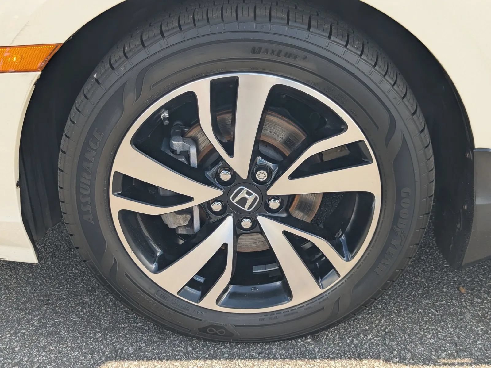 Used 2019 Honda Odyssey Elite image 11