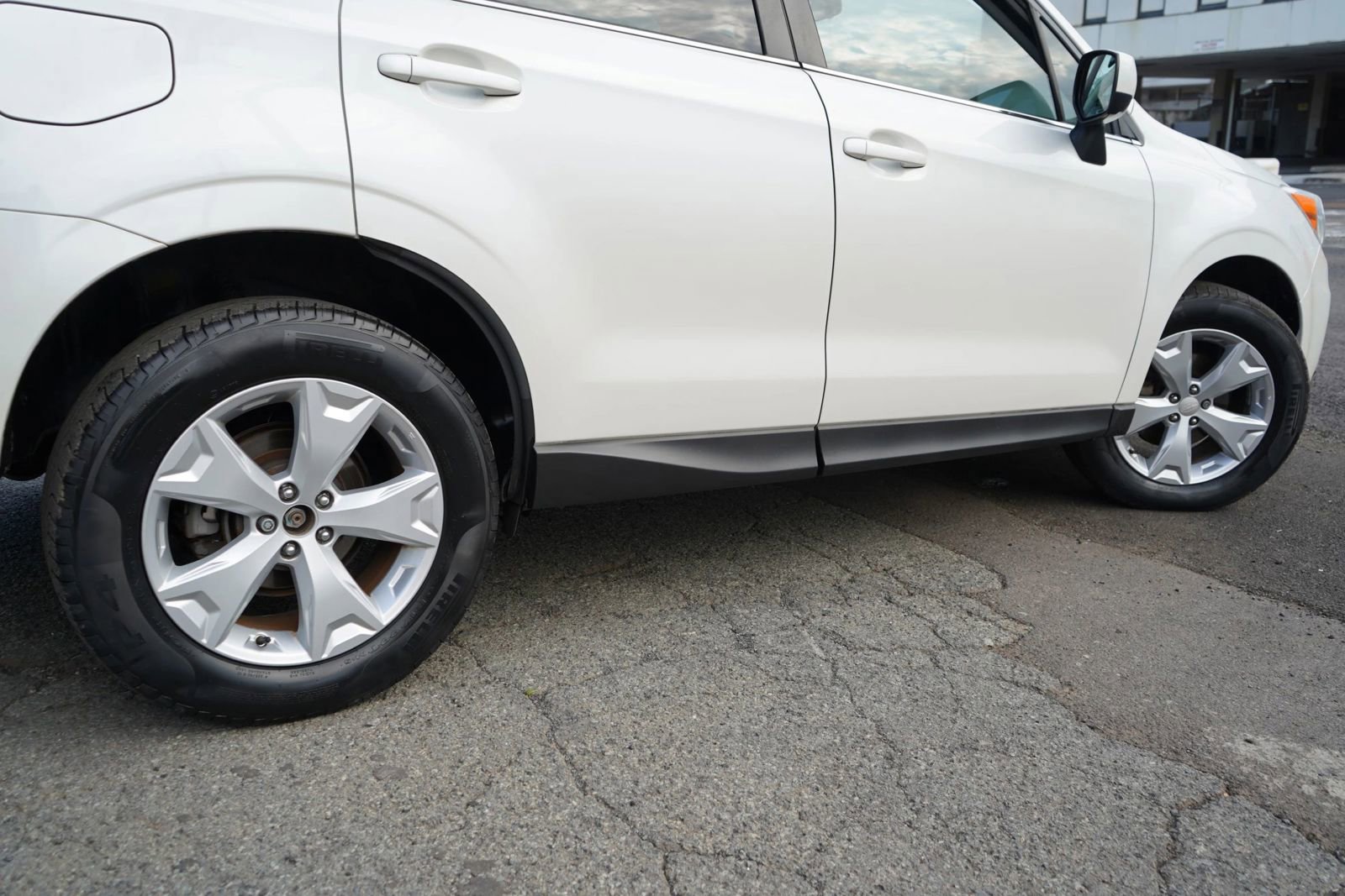 Used 2014 Subaru Forester 2.5i Limited image 7