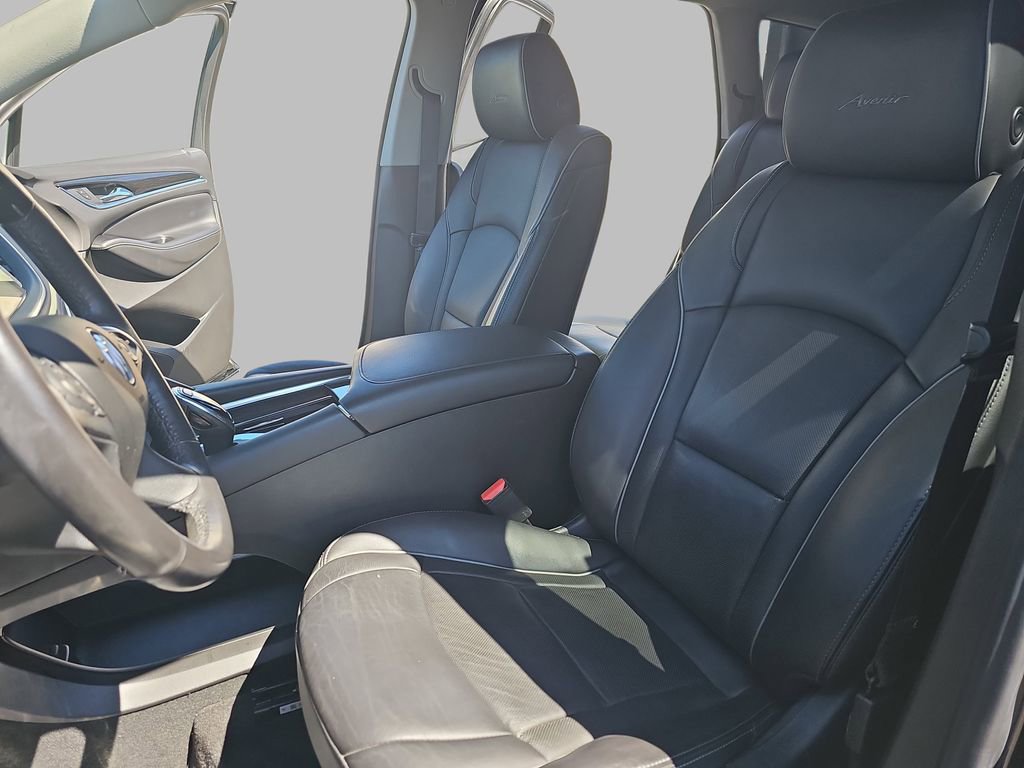 Used 2020 Buick Enclave Avenir AWD/4WD image 19