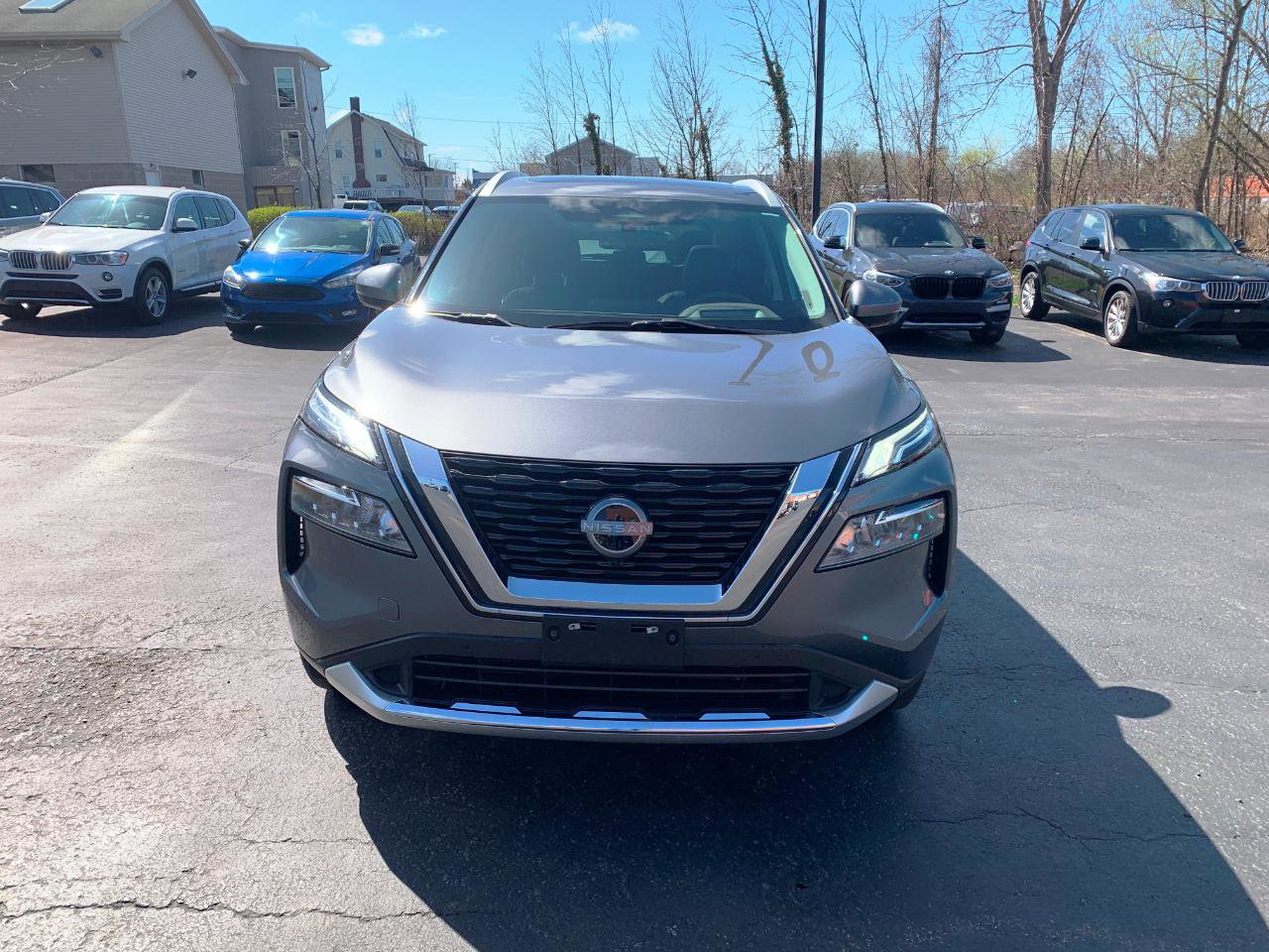 Used 2023 Nissan Rogue Platinum AWD/4WD image 2