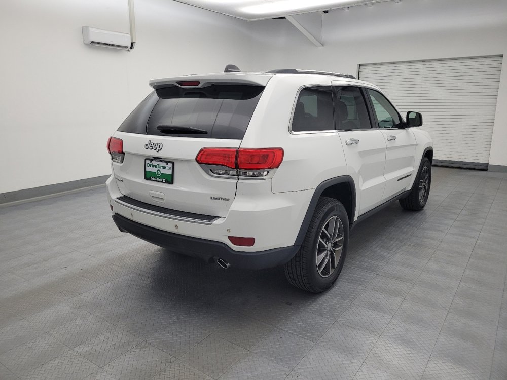 Used 2017 Jeep Grand Cherokee Limited AWD/4WD image 9