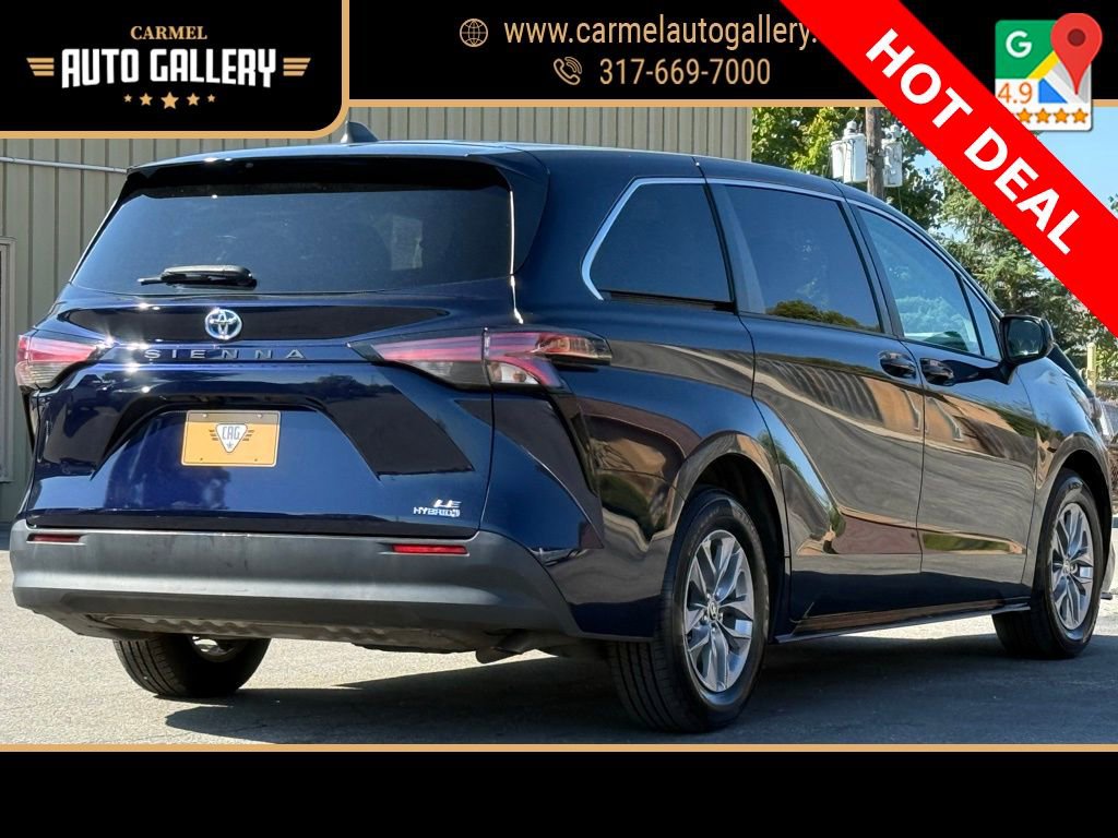 Used 2022 Toyota Sienna LE image 6