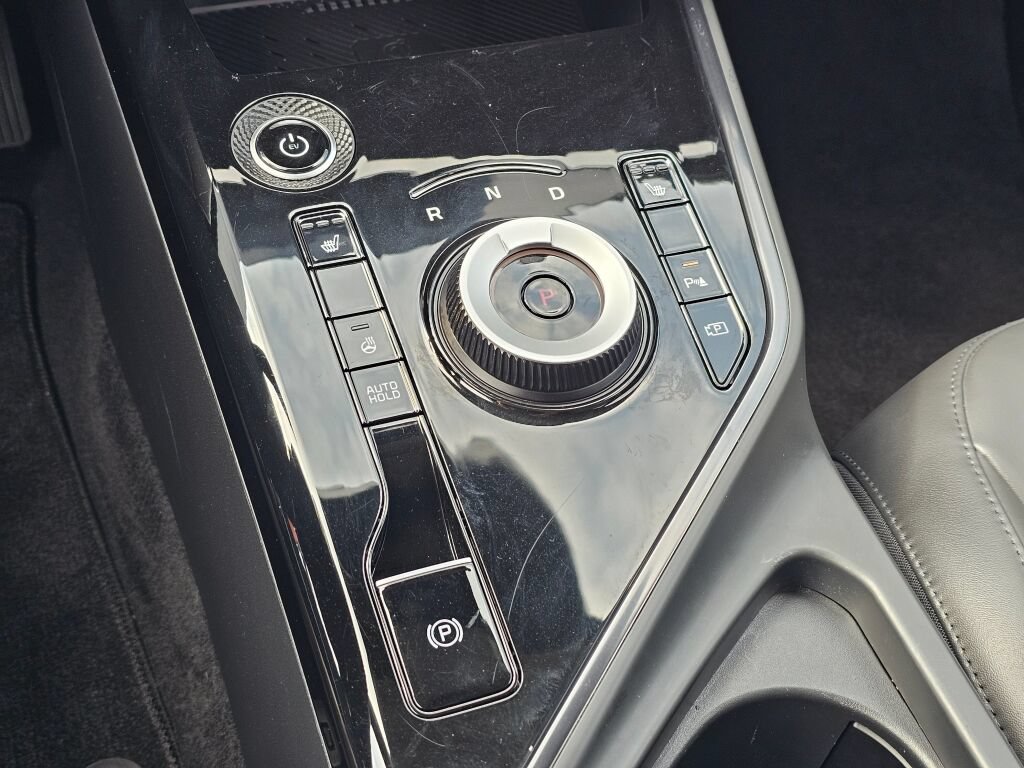 Certified 2023 Kia Niro Wind w/ Wind Preserve Package FWD image 18