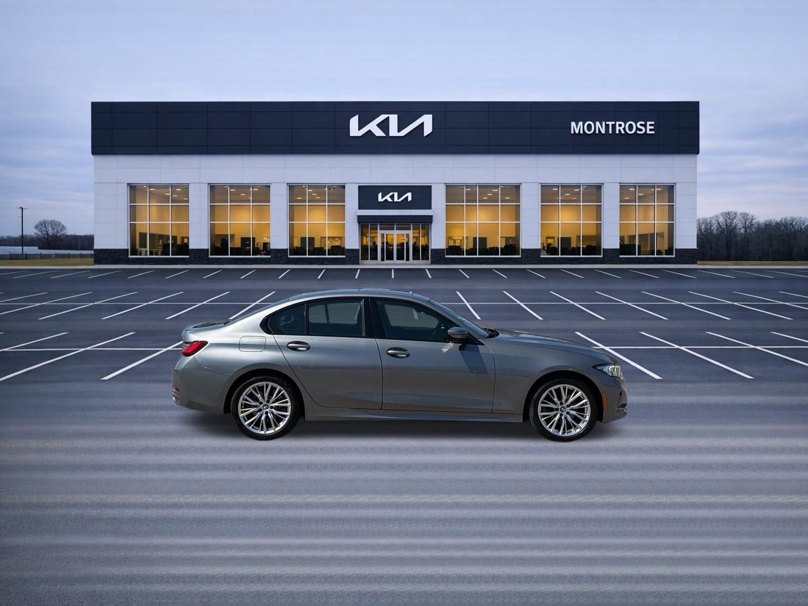 Used 2023 BMW 330i xDrive Sedan AWD/4WD image 4