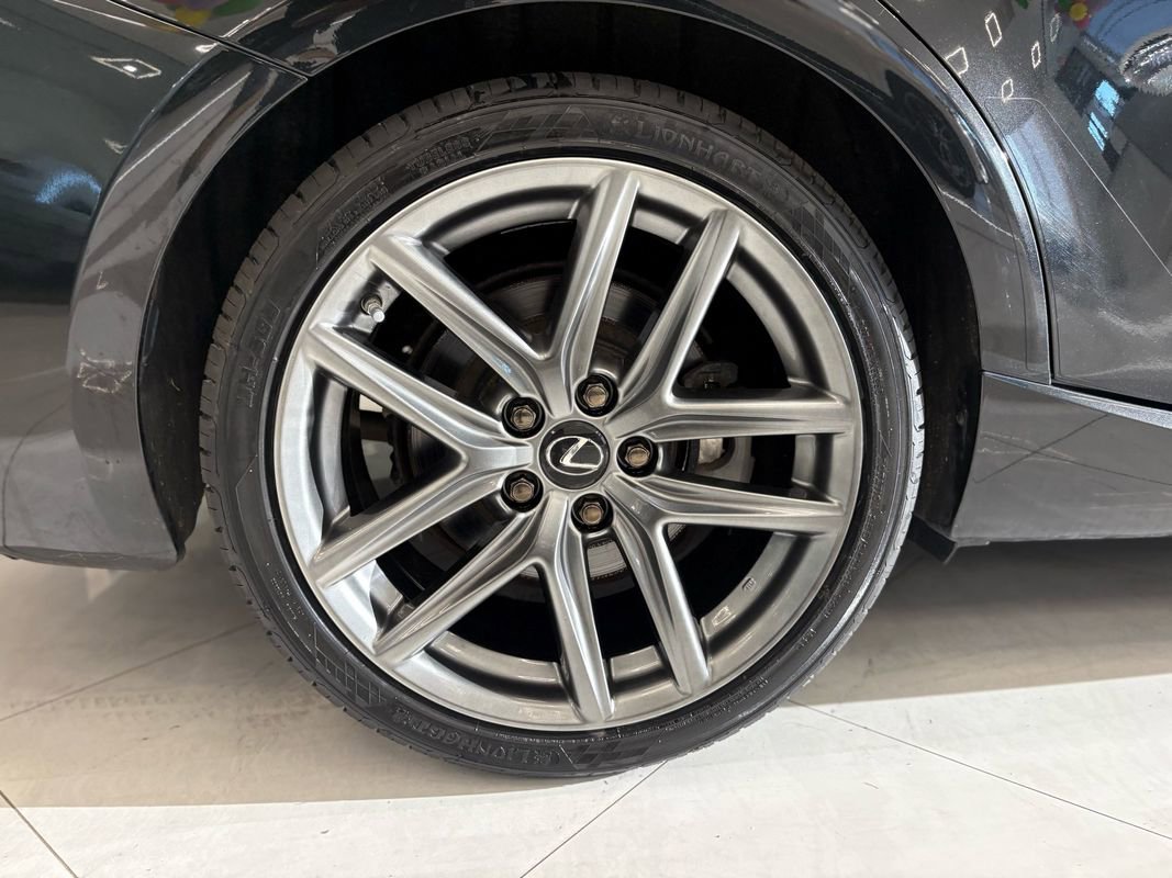 Used 2019 Lexus IS 300 F Sport w/ F Sport Package image 40