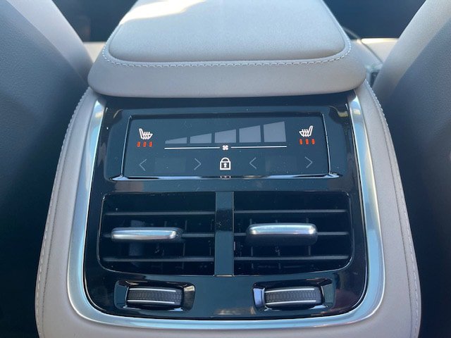 New 2026 Volvo XC90 T8 Plus w/ Protection Package Premier image 9