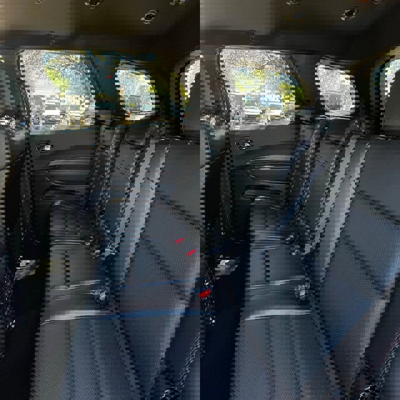 Used 2017 Volvo XC90 T6 Momentum w/ Vision Package image 24