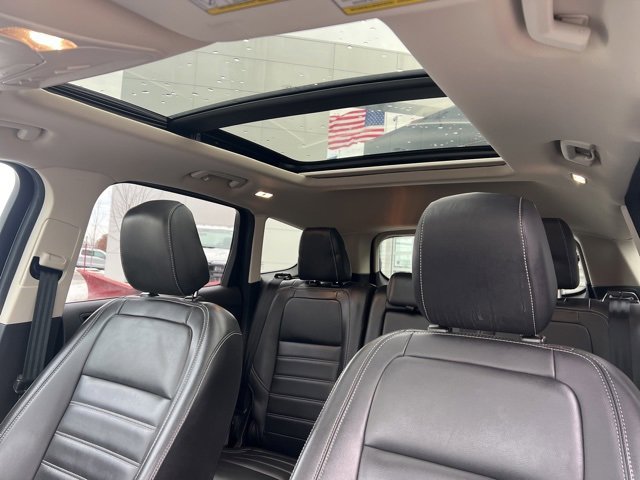 Used 2019 Ford Escape SEL image 23