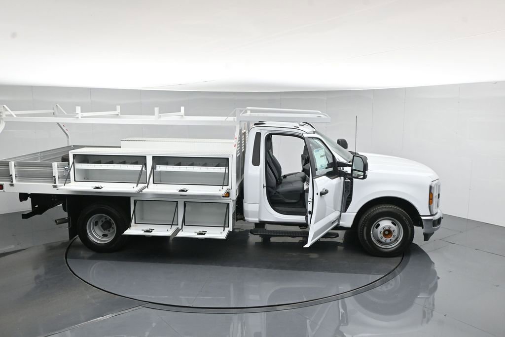 New 2025 Ford F350 XL w/ XL Chrome Package RWD image 55