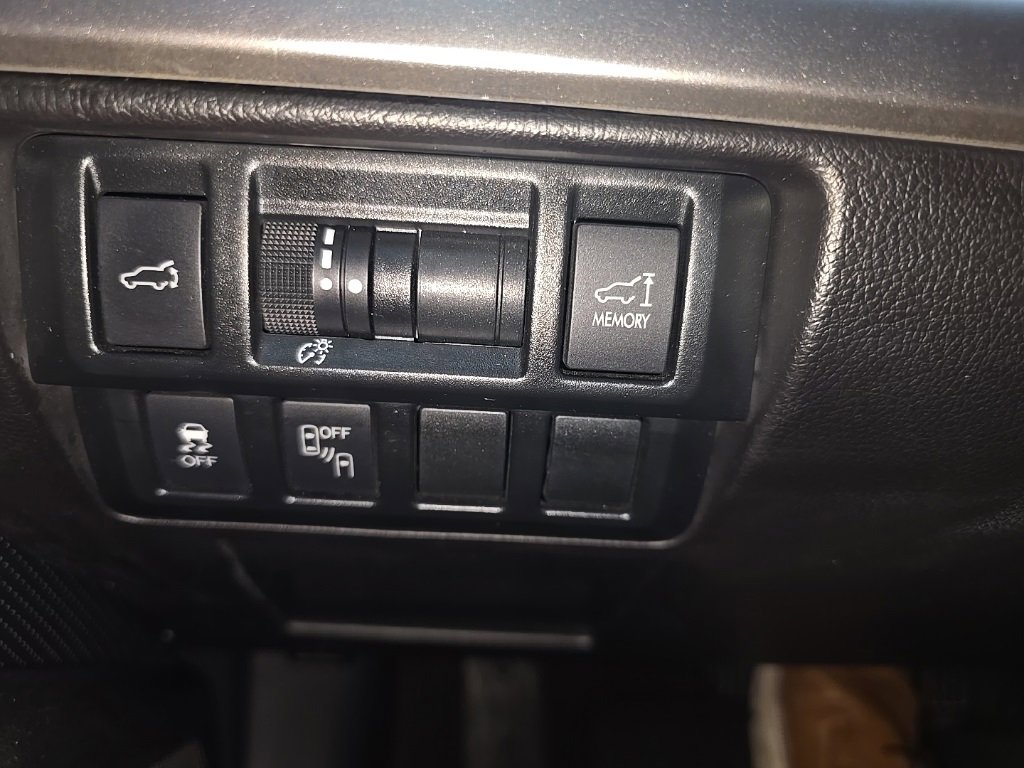 Used 2016 Subaru Outback 2.5i Limited image 27