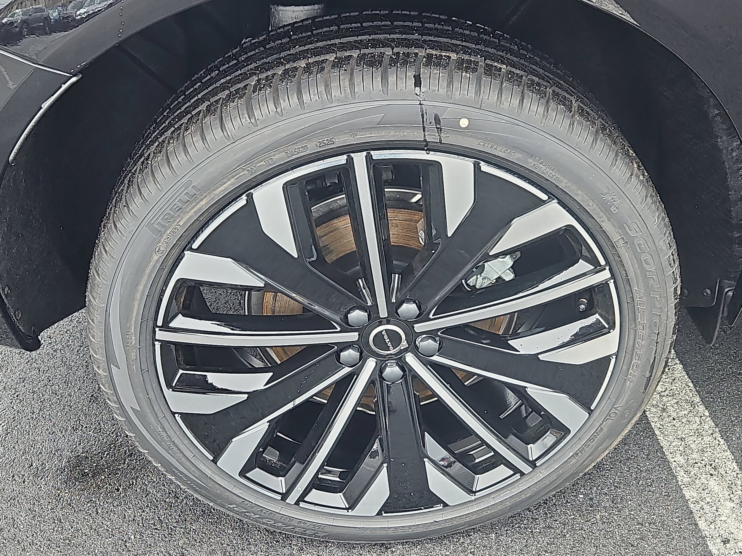 New 2026 Volvo XC60 T8 Ultra w/ Protection Package Premier AWD/4WD image 20