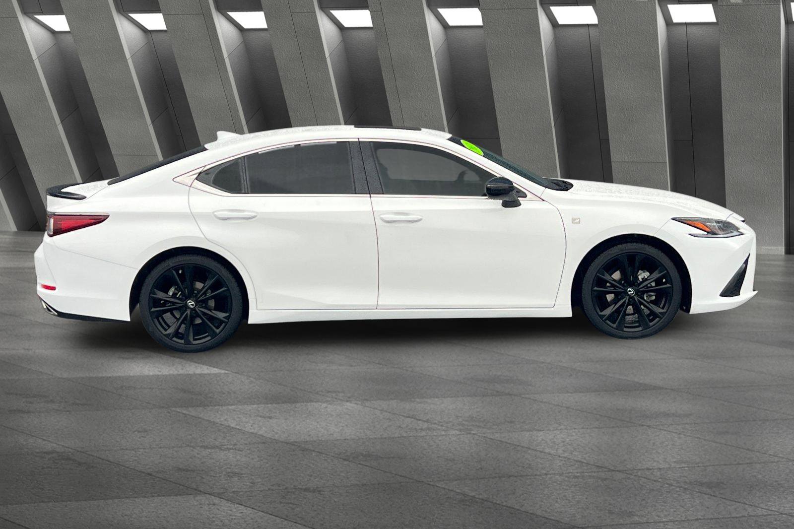 Used 2021 Lexus ES 350 F Sport image 3