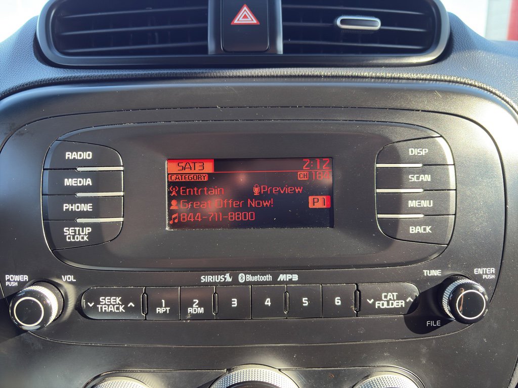 Used 2015 Kia Soul + FWD image 20