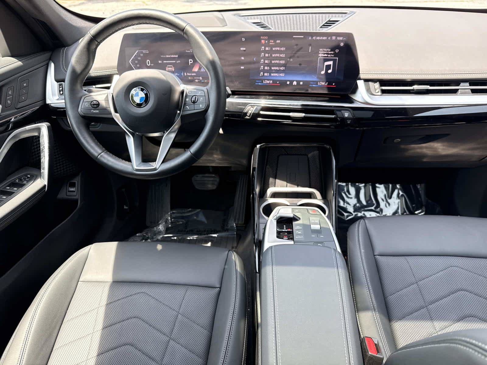 Used 2026 BMW X1 xDrive28i AWD/4WD image 17