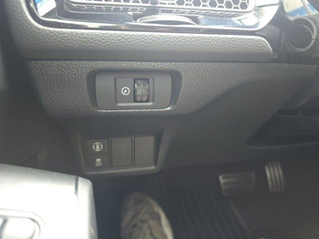 Used 2023 Honda Civic Sport image 16