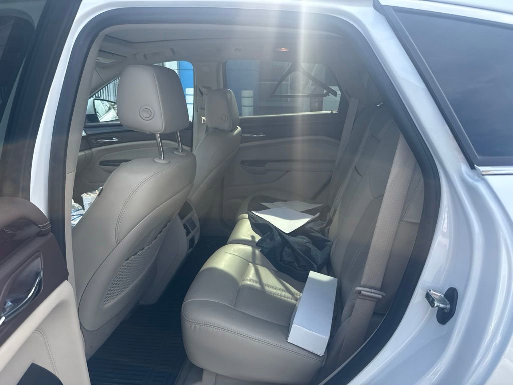 Used 2015 Cadillac SRX Luxury FWD image 12