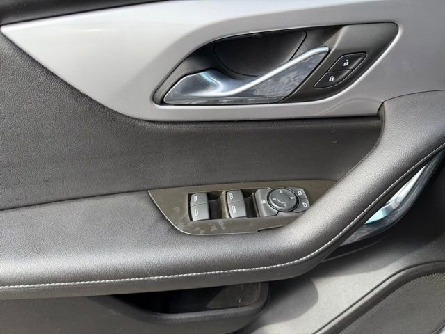 Used 2023 Chevrolet Blazer LT FWD image 12