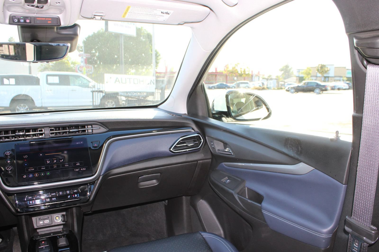 Used 2022 Chevrolet Bolt EUV Premier w/ Launch Edition FWD image 21